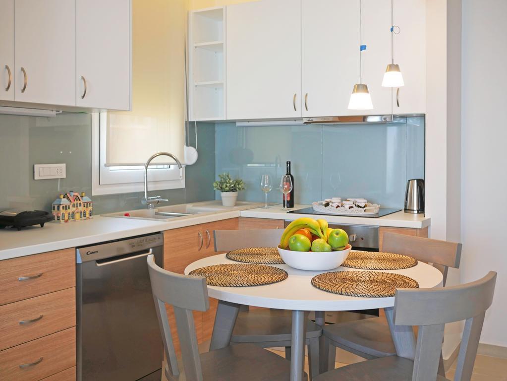 Sonja Beachfront Apartments Kato Daratso Exterior photo